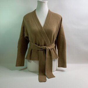 Cuyana Luxe Cashmere Wrap Cardigan with Suede Trim - Effortless Chic in Tan-Brow